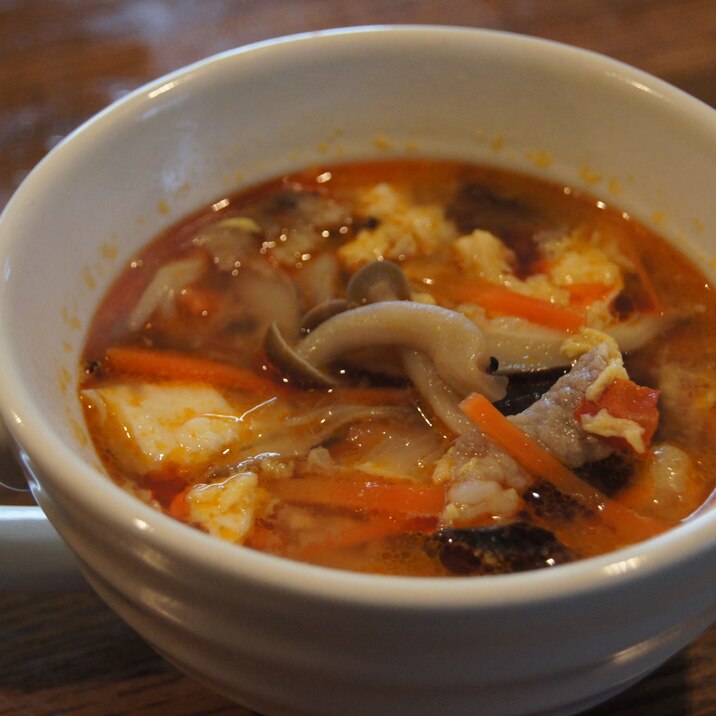 韓国風「ピリ辛ふわふわ卵の豆腐スープ」